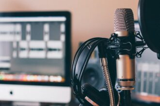 Podcasting: En Guide til Den Digitale Lydrevolusjonen